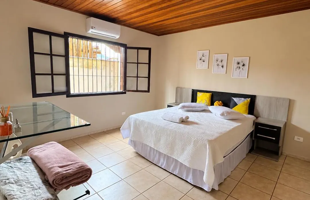 Casa Saíra de lenço- Conforto de dois dormitórios-1